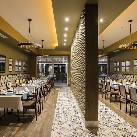Resort Palm Wings Ephesus 5*