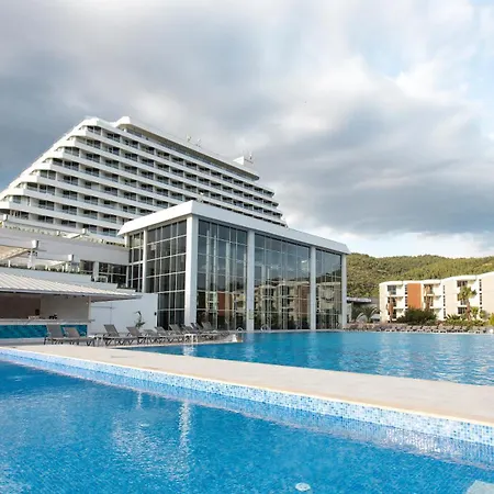 Palm Wings Ephesus Resort 5*